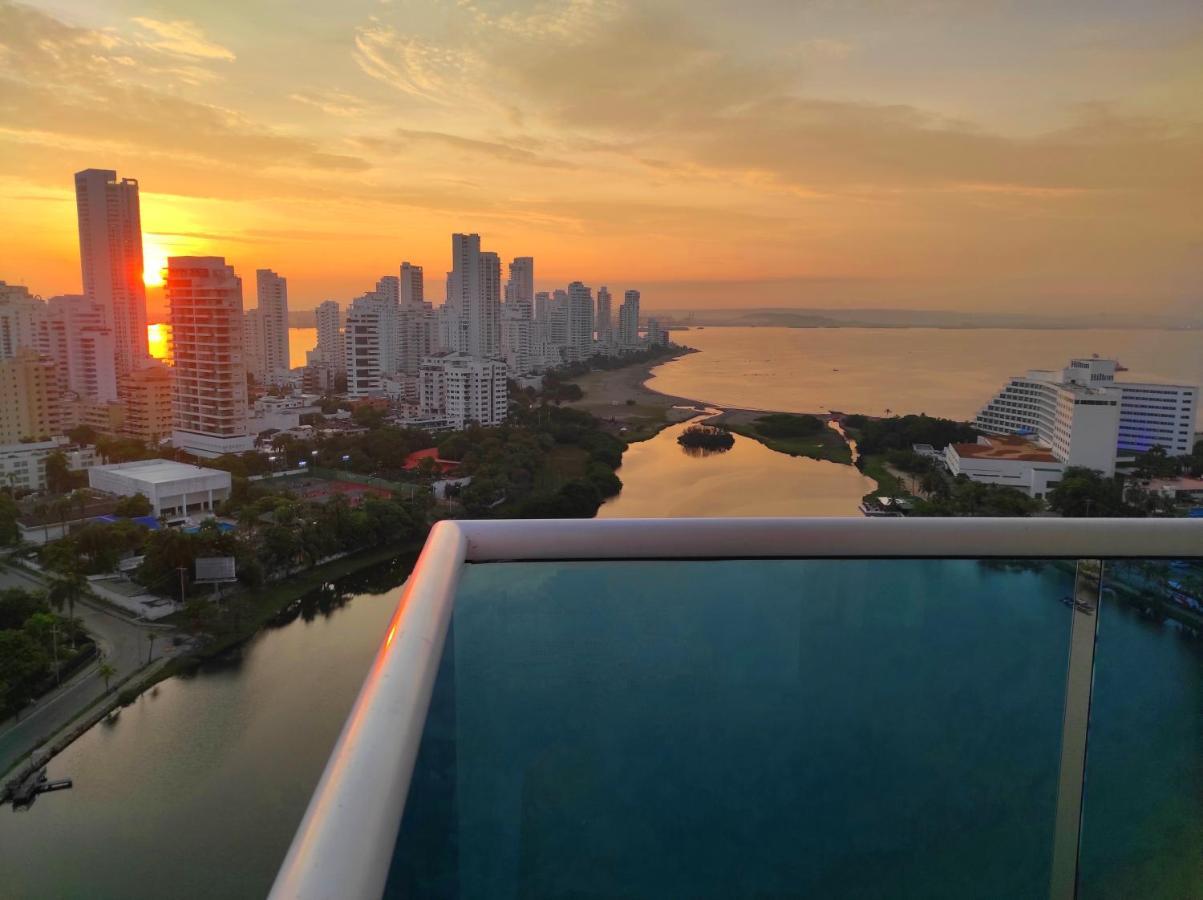 Apartamento De Lujo Con Vista Al Mar - Excelente Ubicacion Картахена Экстерьер фото