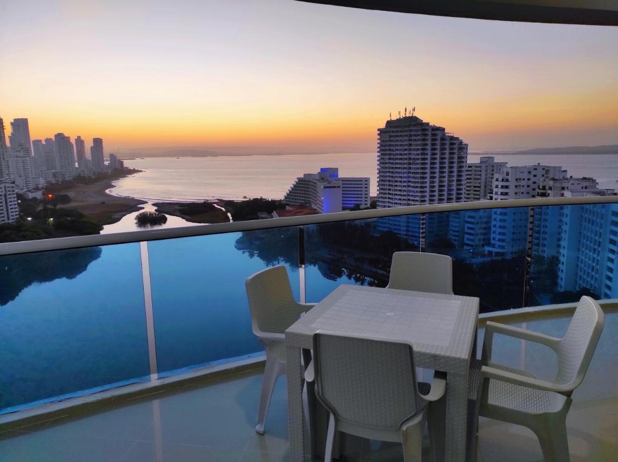Apartamento De Lujo Con Vista Al Mar - Excelente Ubicacion Картахена Экстерьер фото